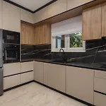 Leonarda Zadarvillas Villa Nin