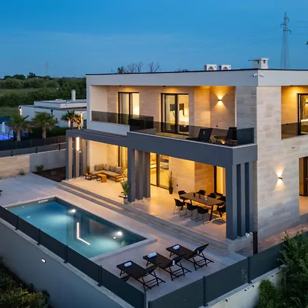 Leonarda Zadarvillas Villa Nin
