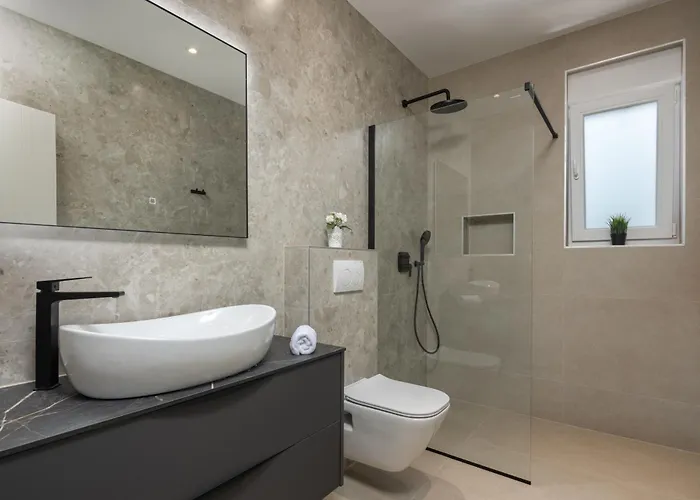 Leonarda Zadarvillas *