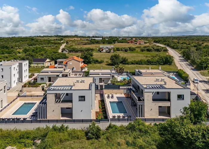 Leonarda Zadarvillas