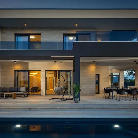 Leonarda Zadarvillas