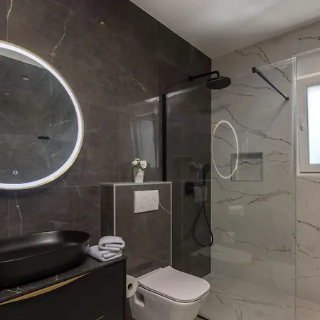 Willa Leonarda Zadarvillas