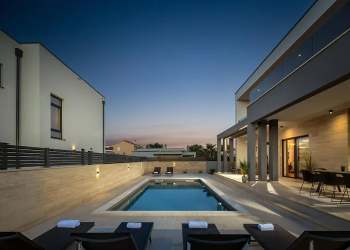 Leonarda Zadarvillas Villa Nin