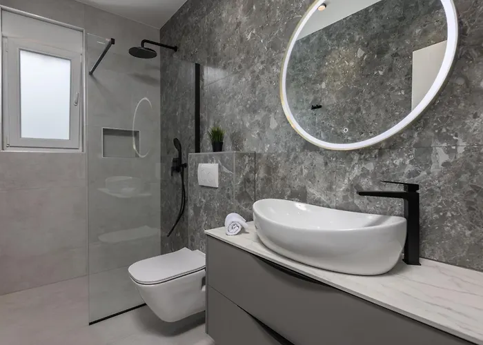 Leonarda Zadarvillas * Nin