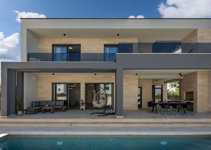 Leonarda Zadarvillas Villa *